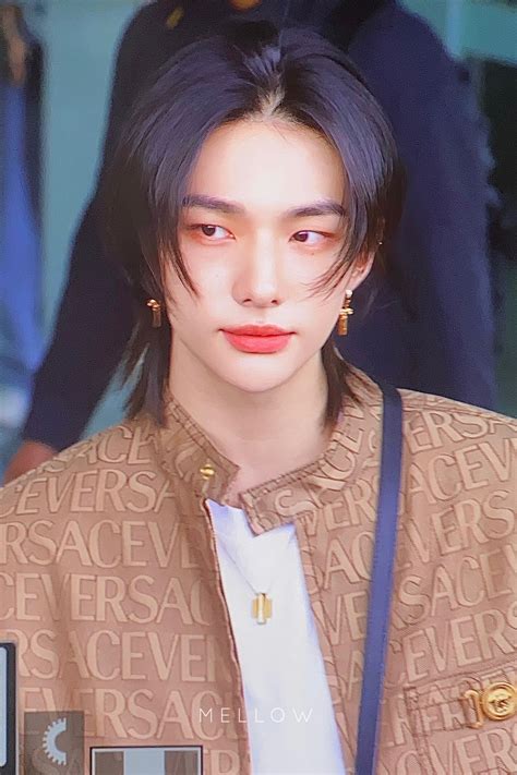 hwang hyunjin versace.